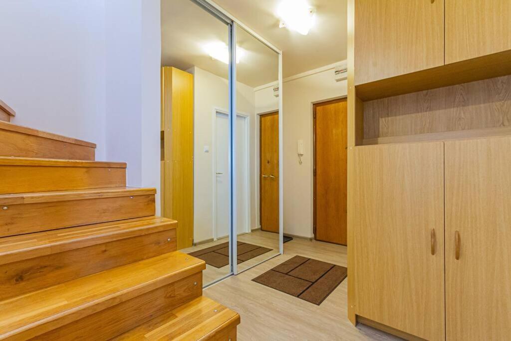 Roomy Apartment 80Sqm At City Center Free Parking Space, Ac & Balcony Budapesta Exterior foto