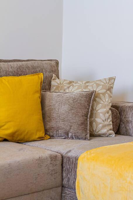 Roomy Apartment 80Sqm At City Center Free Parking Space, Ac & Balcony Budapesta Exterior foto